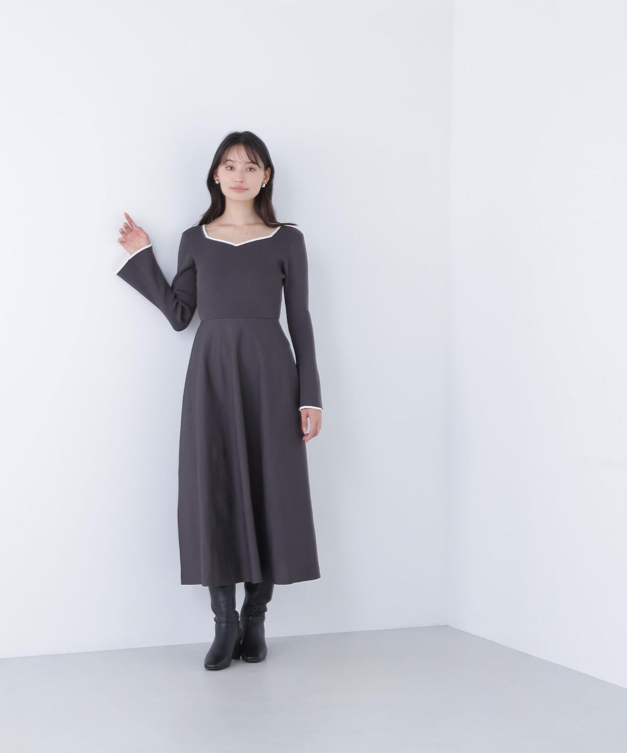 バイカラーハートネックニットワンピース