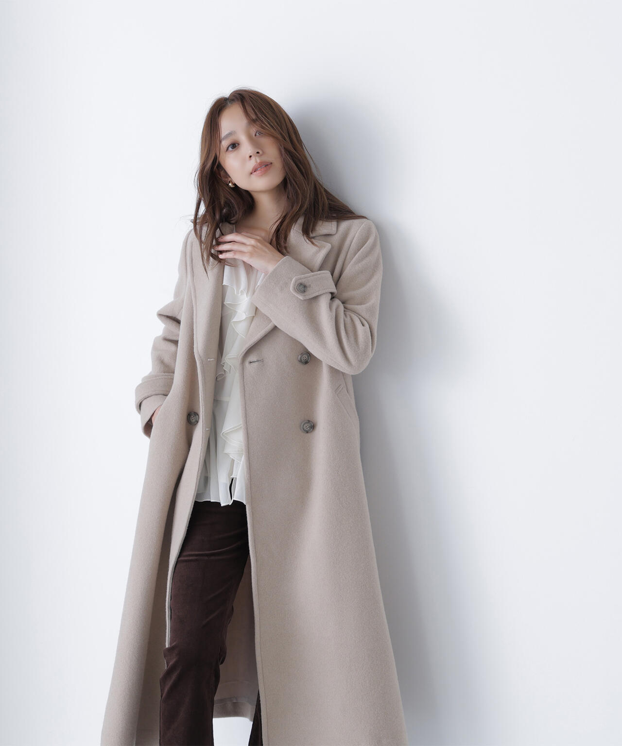 ナチュラルビューティーベーシック　ビッグカラーダブルチェスターコート23AW ビッグカラーダブルチェスターコート | NATURAL BEAUTY BASIC