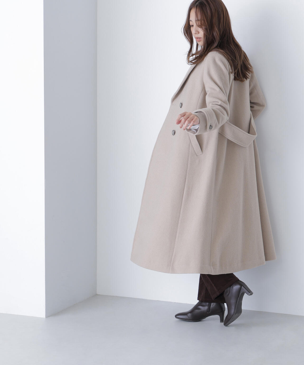 ビッグカラーダブルチェスターコート