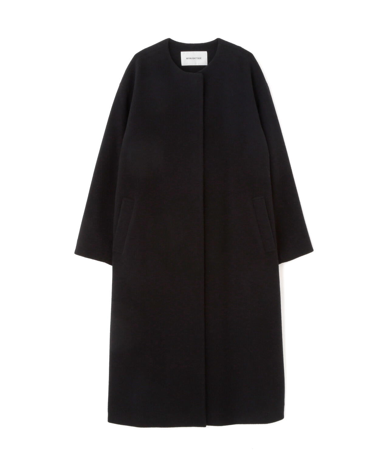 フォルムノーカラーロングコート