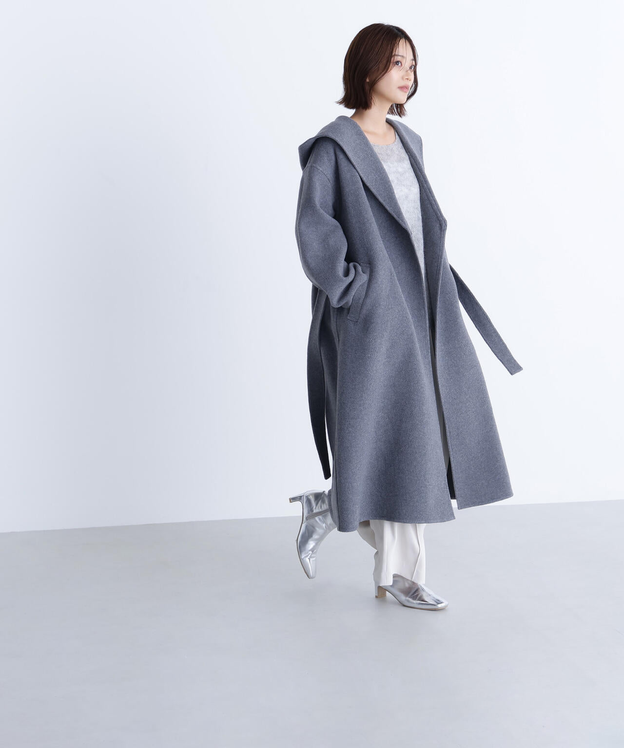 フーデッドロングコート