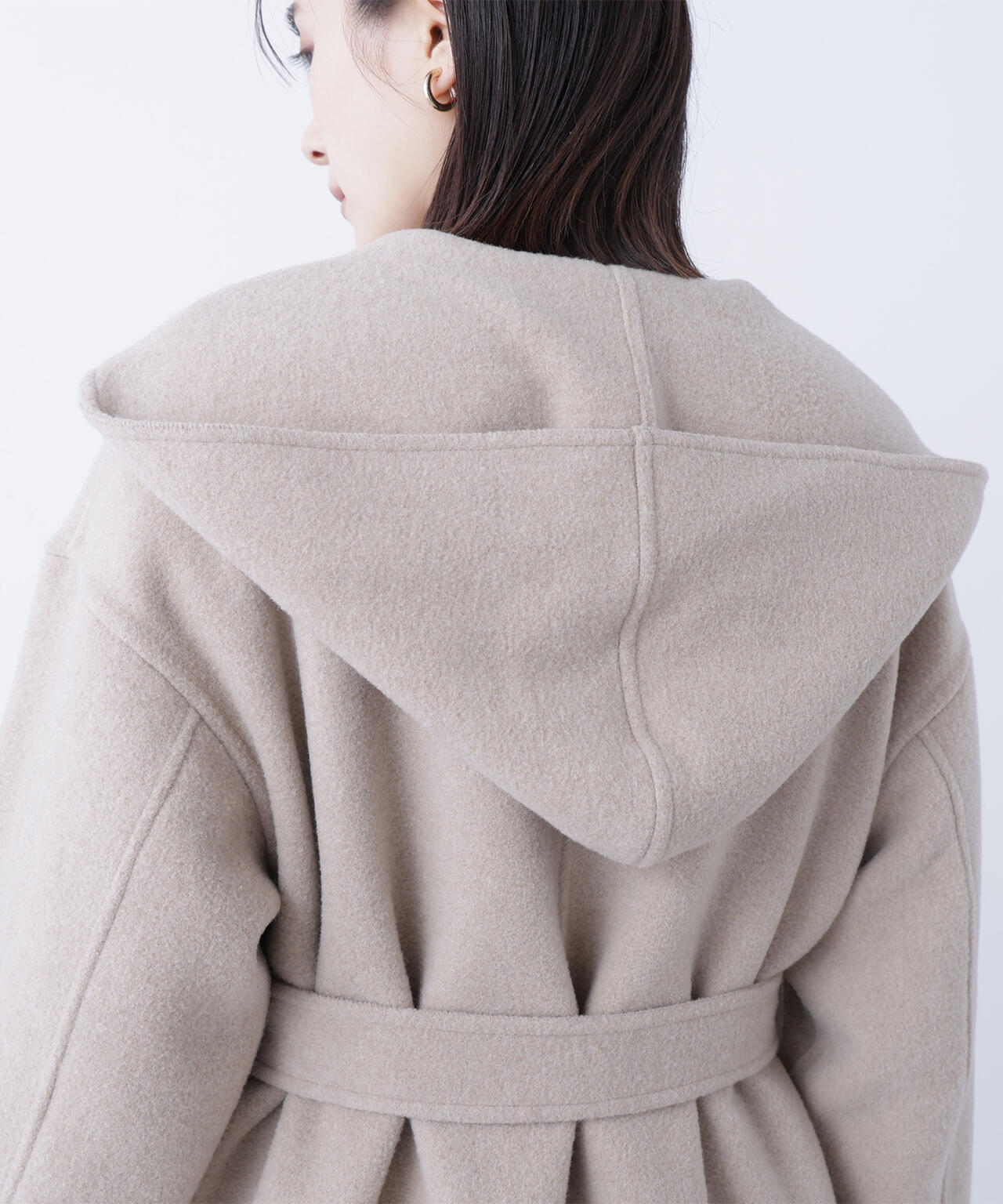 フーデッドロングコート