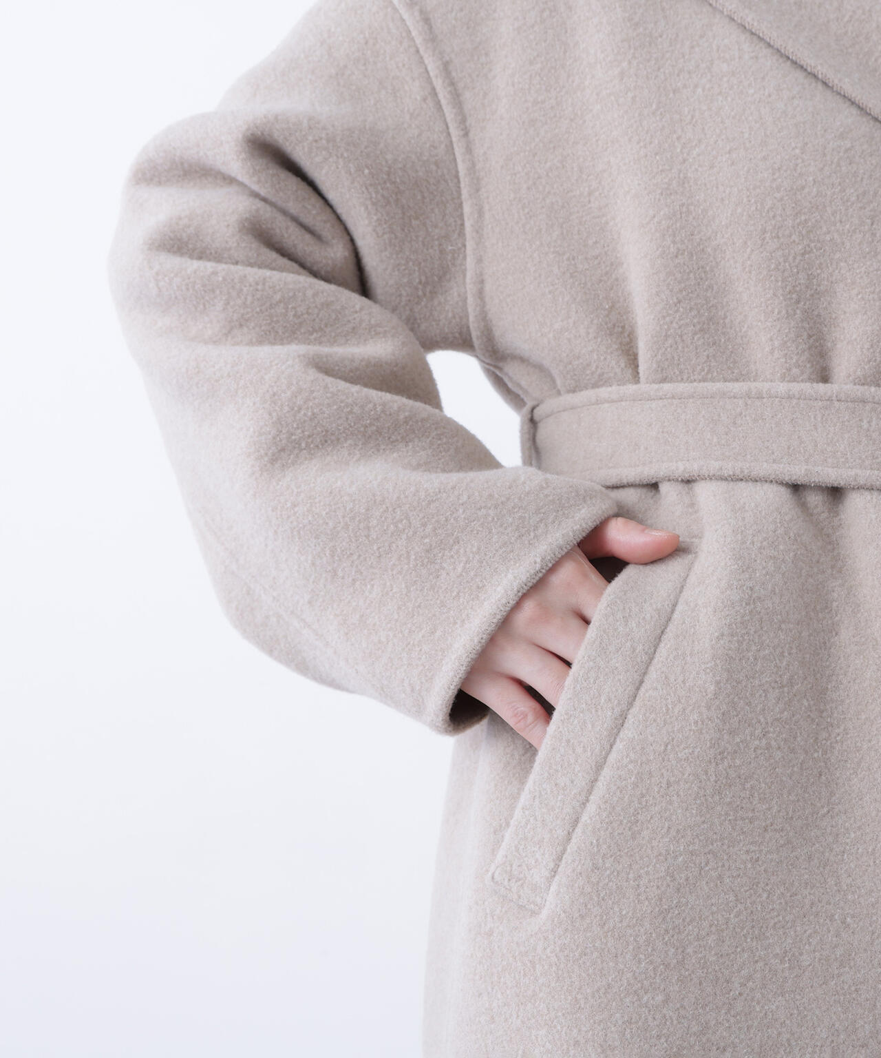 フーデッドロングコート