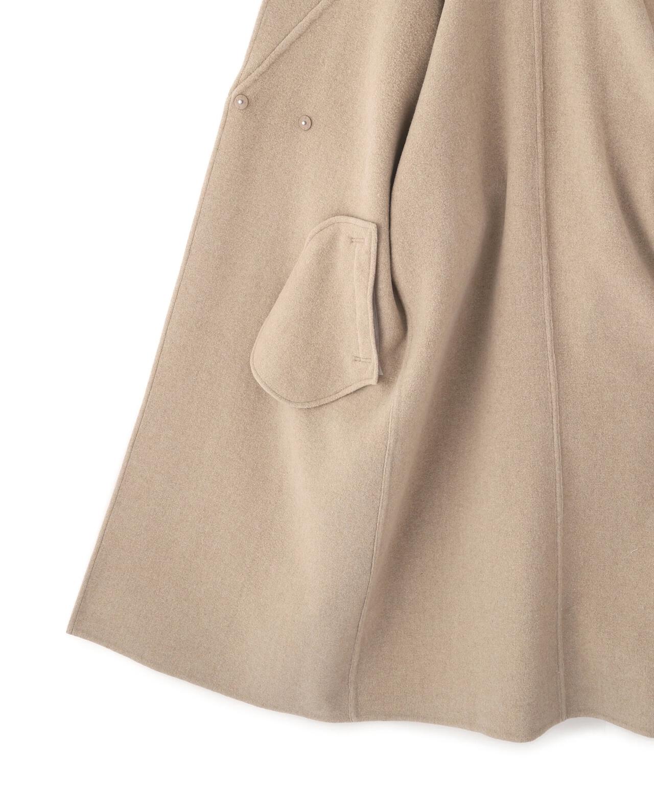 フーデッドロングコート