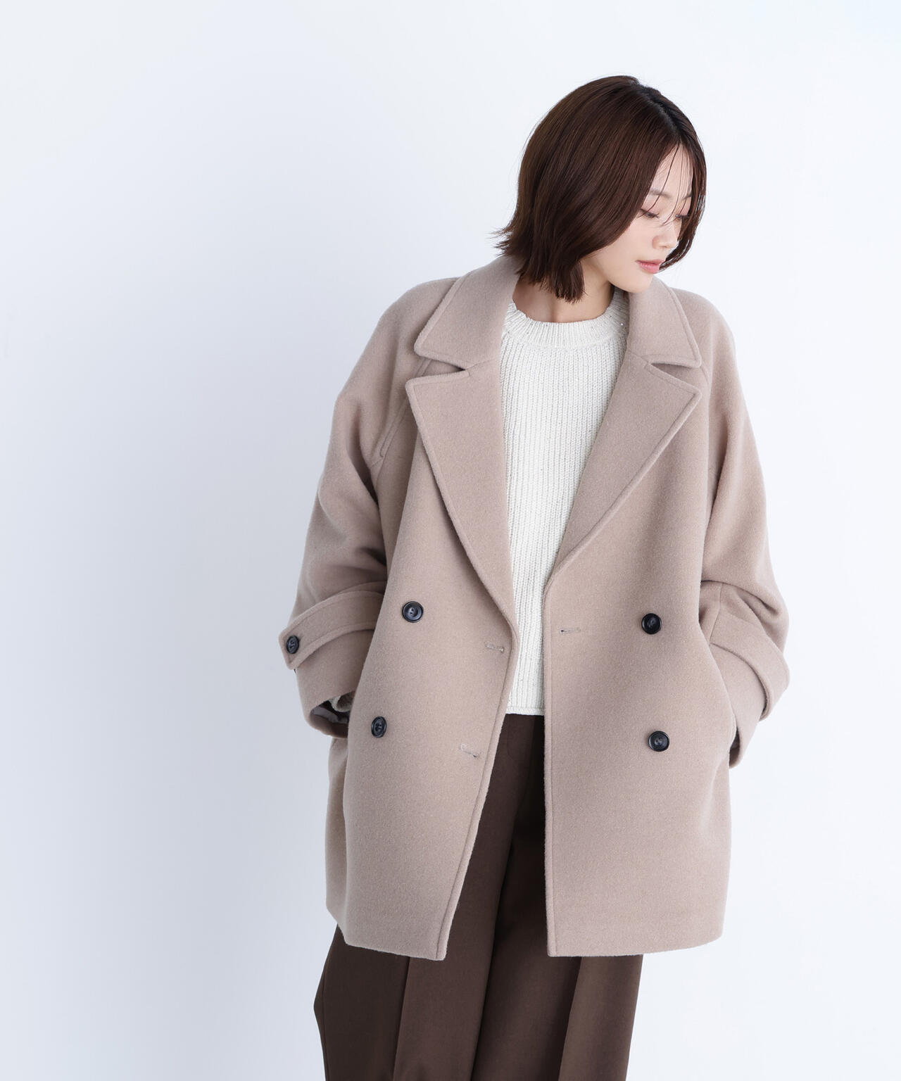 ダブルブレストフォルムミドルコート