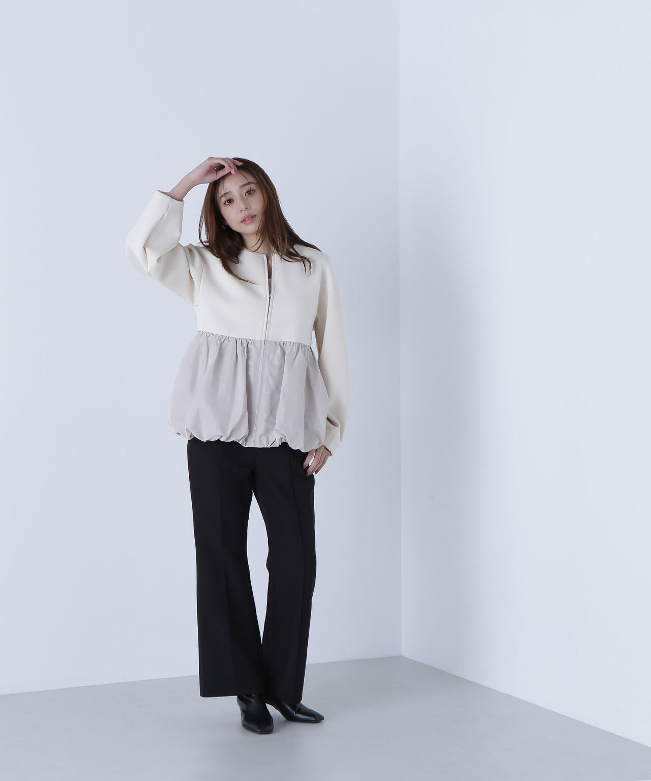 美品　TO BE CHIC ペプラム　ブルゾン　リモンタ 楽天市場】PICCIN PERLA 袖パールペプラムジップデニムブルゾン