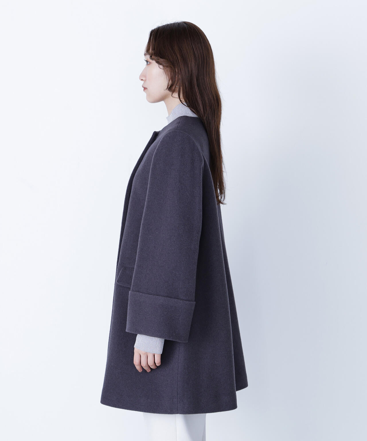 ノーカラーミドルコート