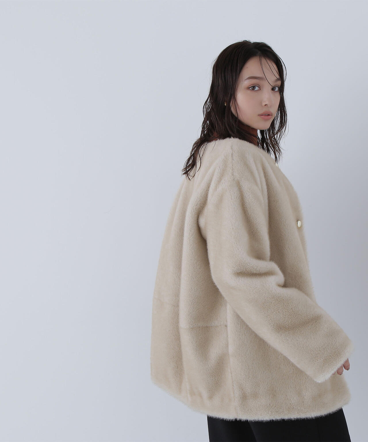 フェイクファーノーカラーハーフコート | NATURAL BEAUTY BASIC