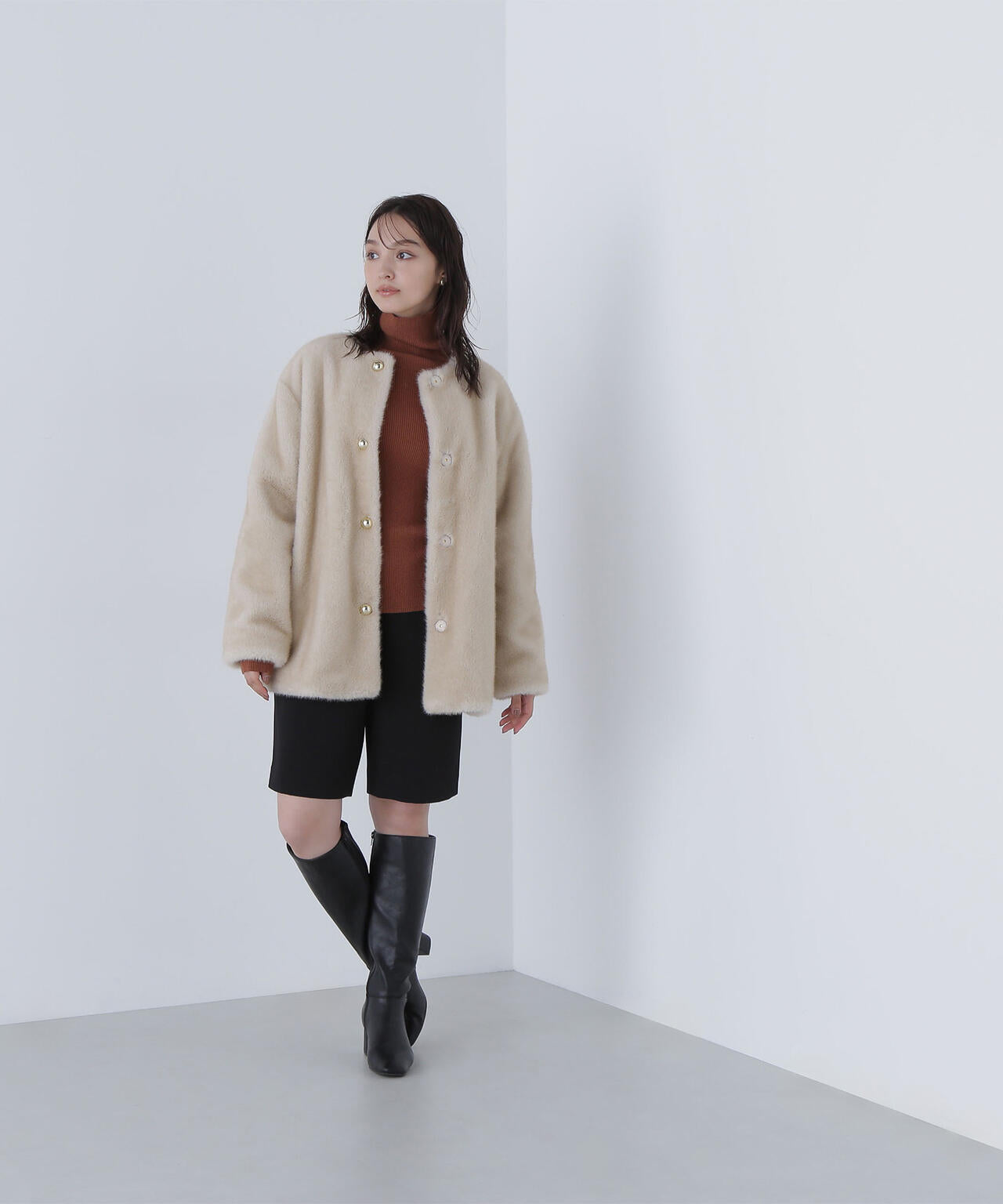 フェイクファーノーカラーハーフコート | NATURAL BEAUTY BASIC