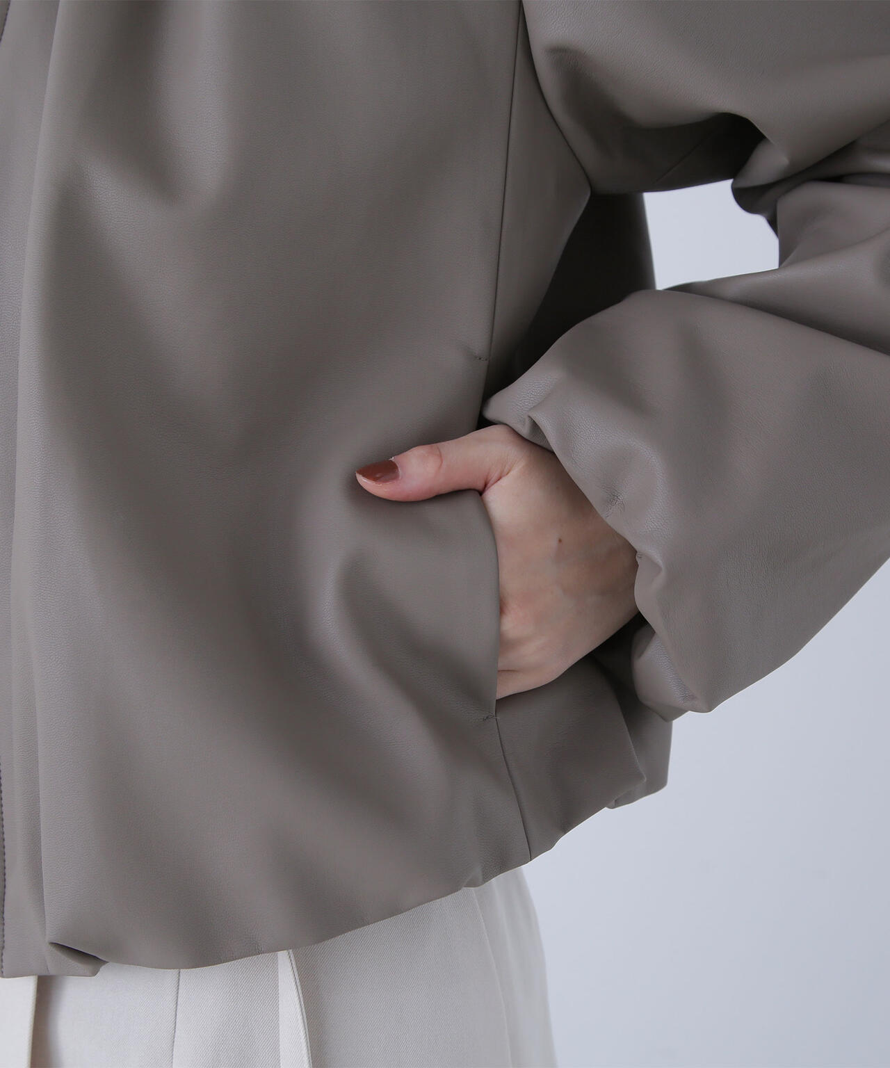 フェイクレザーギャザーブルゾン