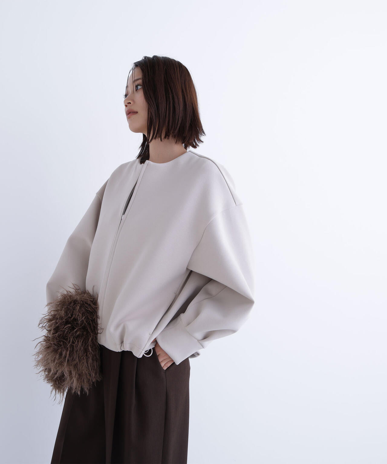 ノーカラーダンボールブルゾン | NATURAL BEAUTY BASIC（ナチュラル