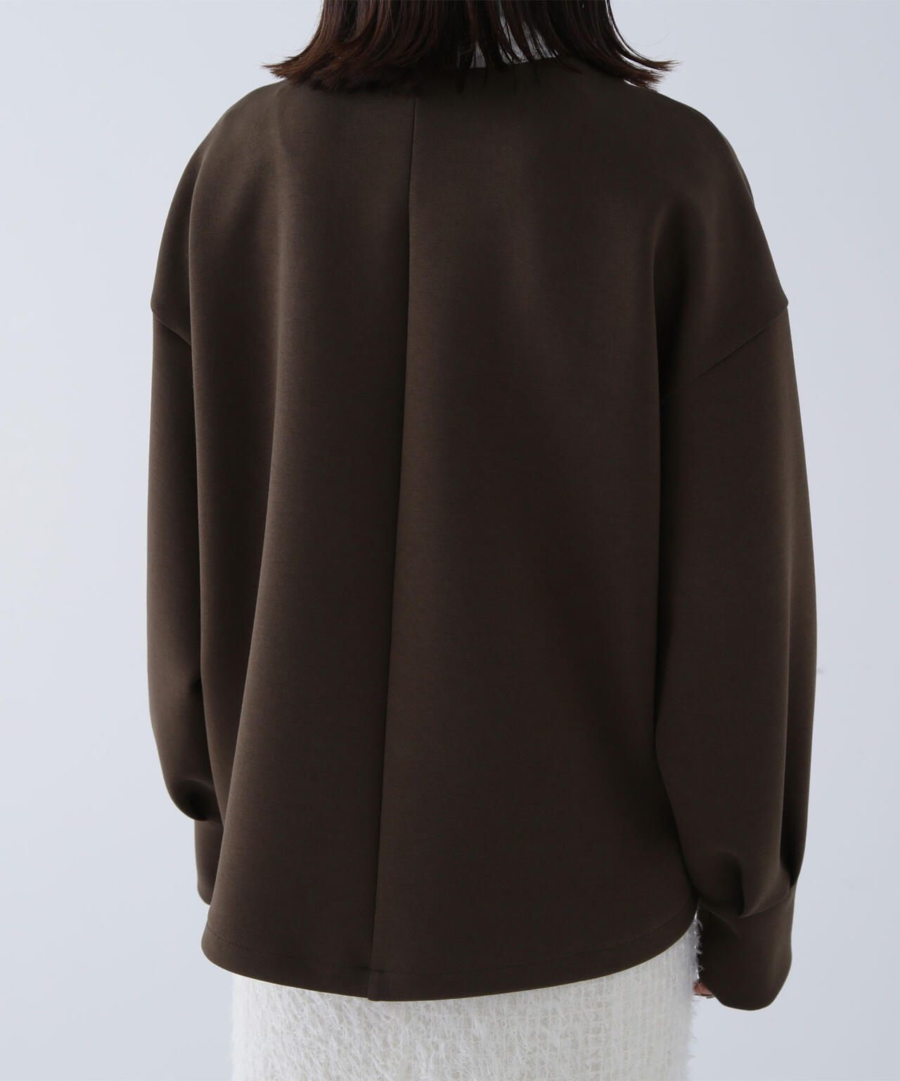 ノーカラーダンボールブルゾン