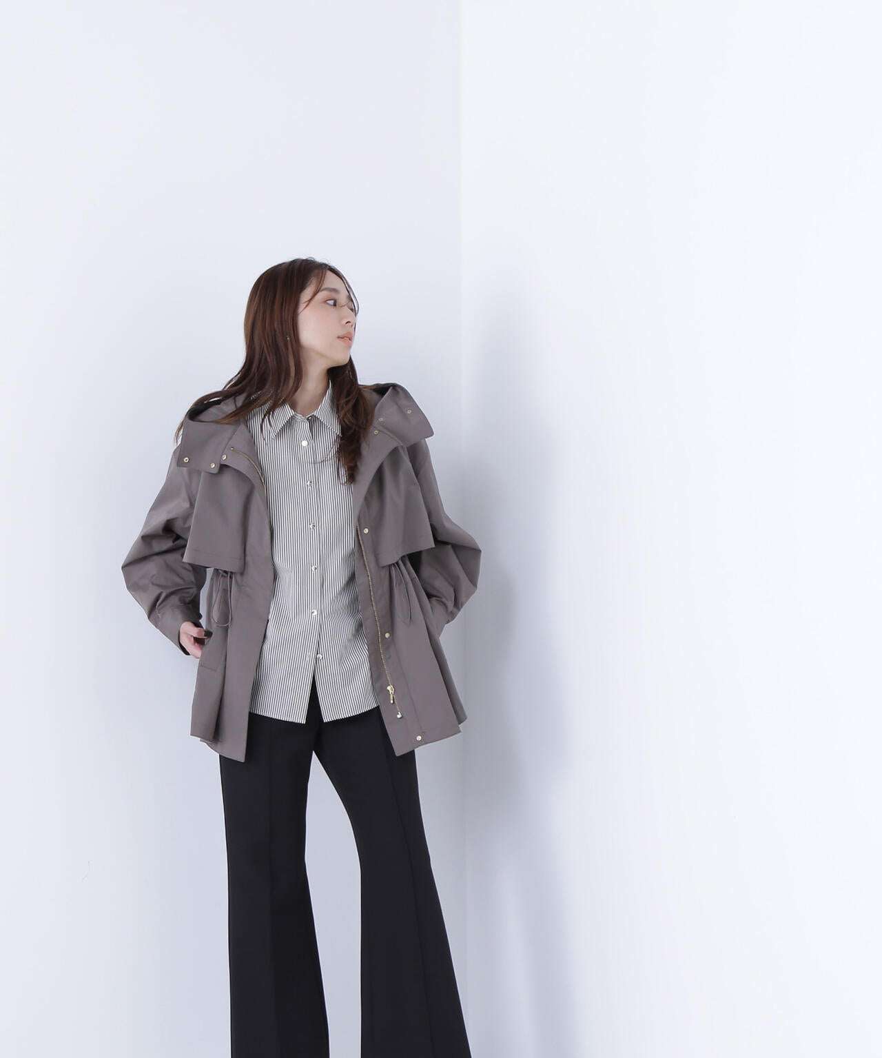 フーディードロストブルゾン