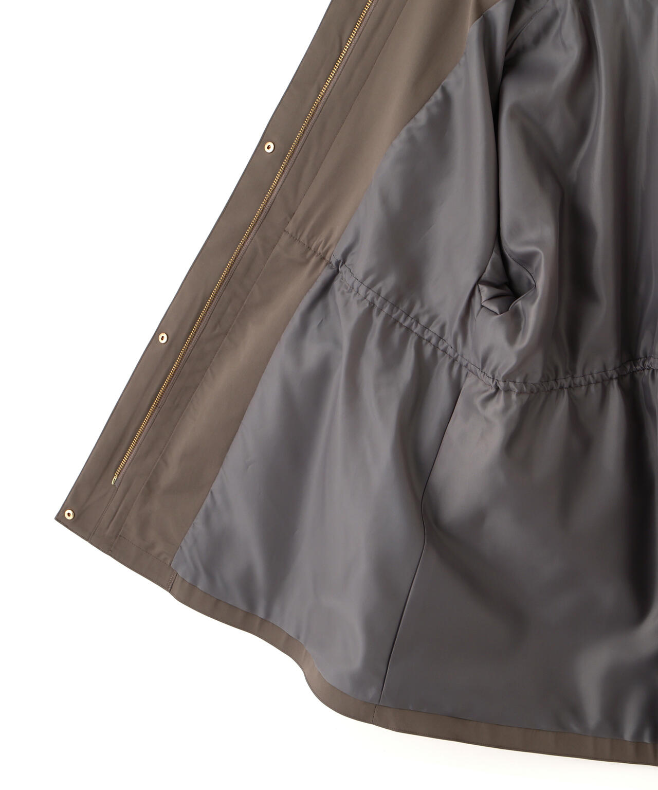 フーディードロストブルゾン