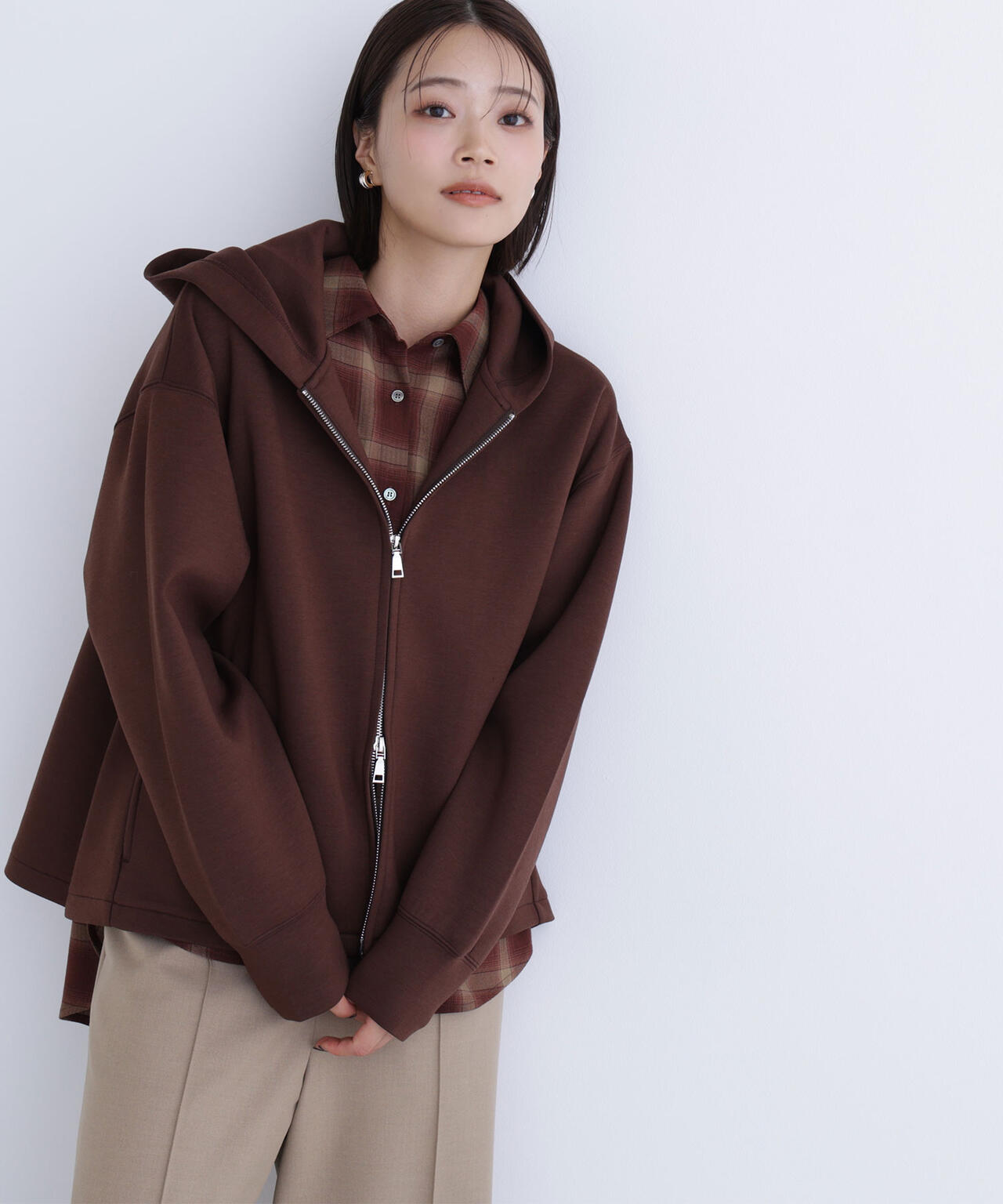 テントラインダンボールパーカー