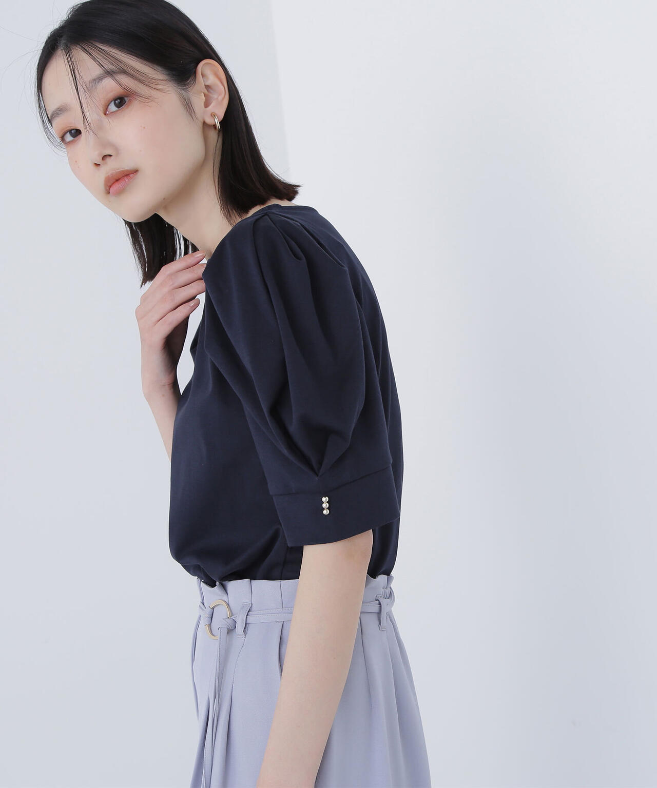 パフスリーブカットソー