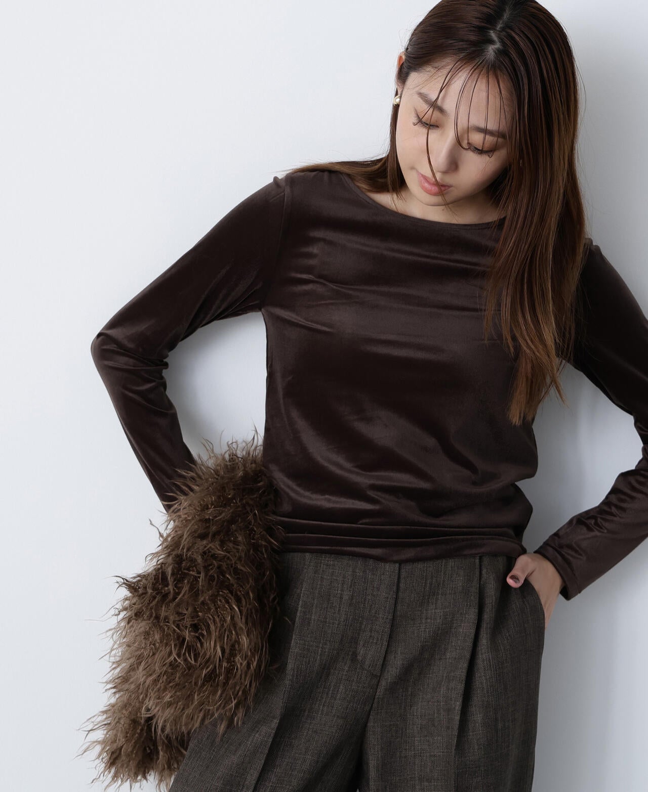 ベロアボートネックカットソー