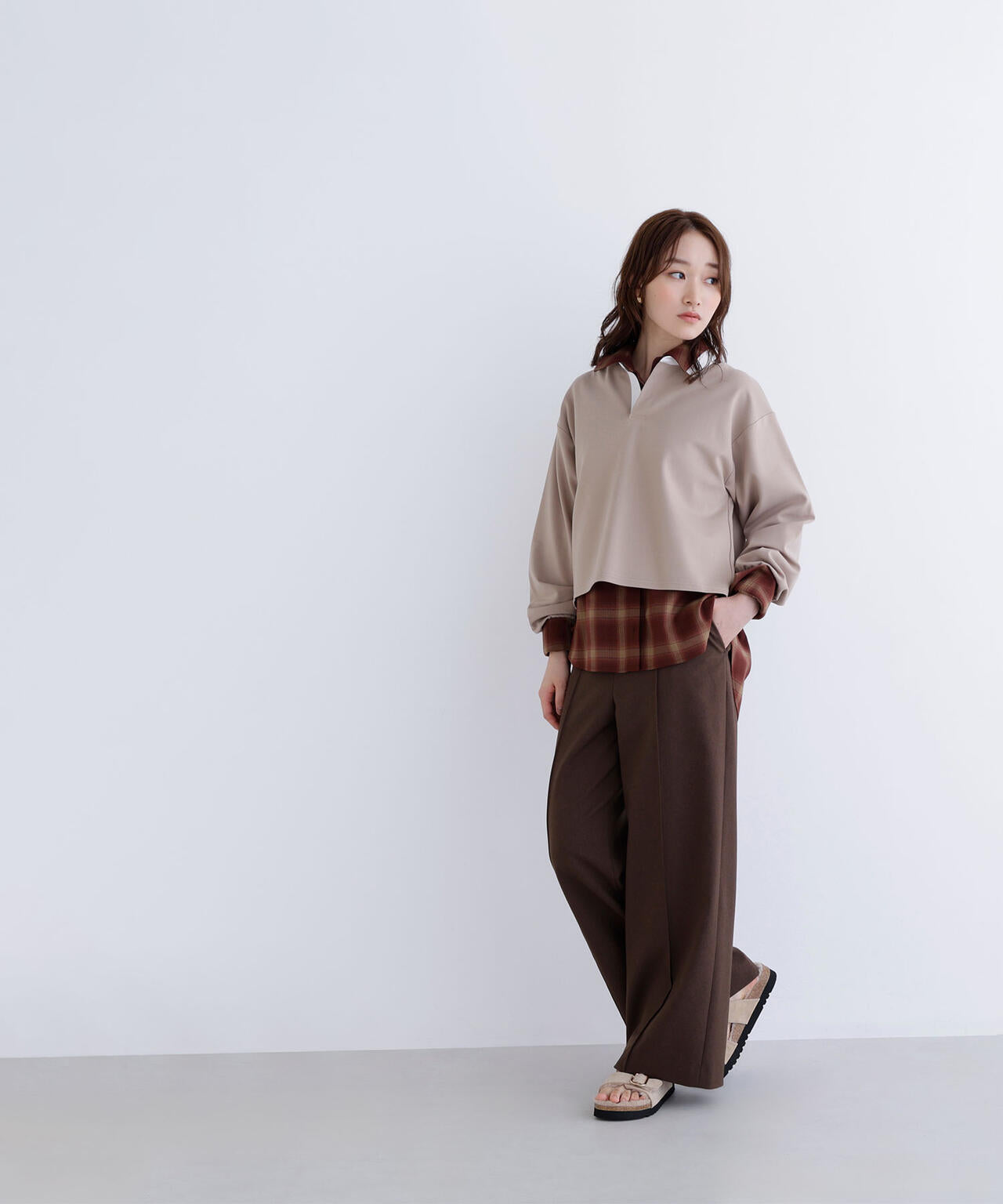 クロップドポロカラートップス