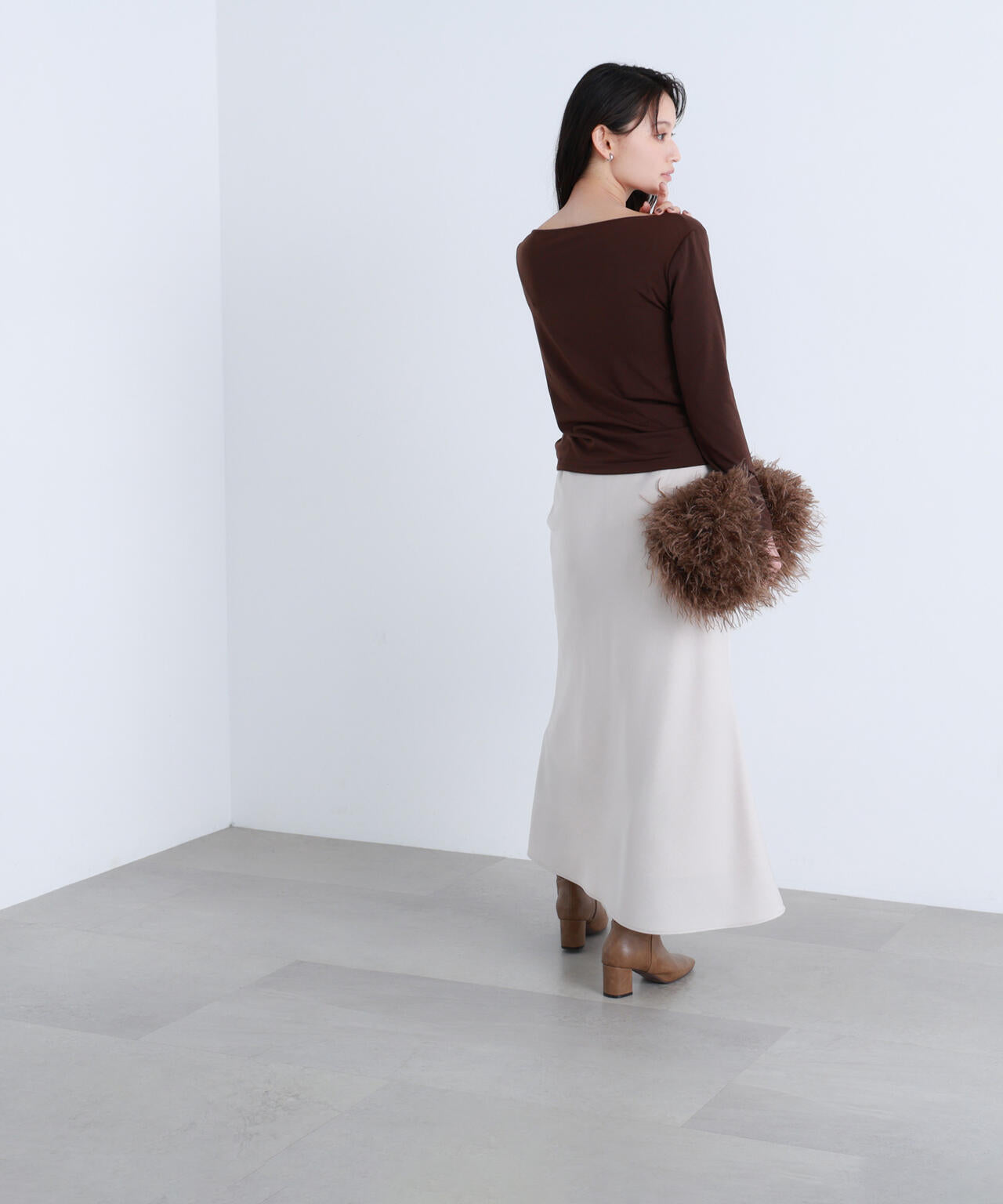 ドレープネックカットソー