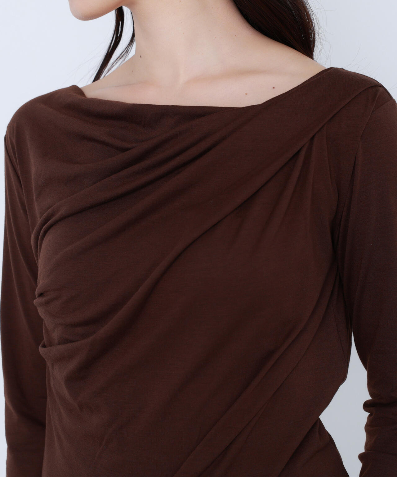 ドレープネックカットソー