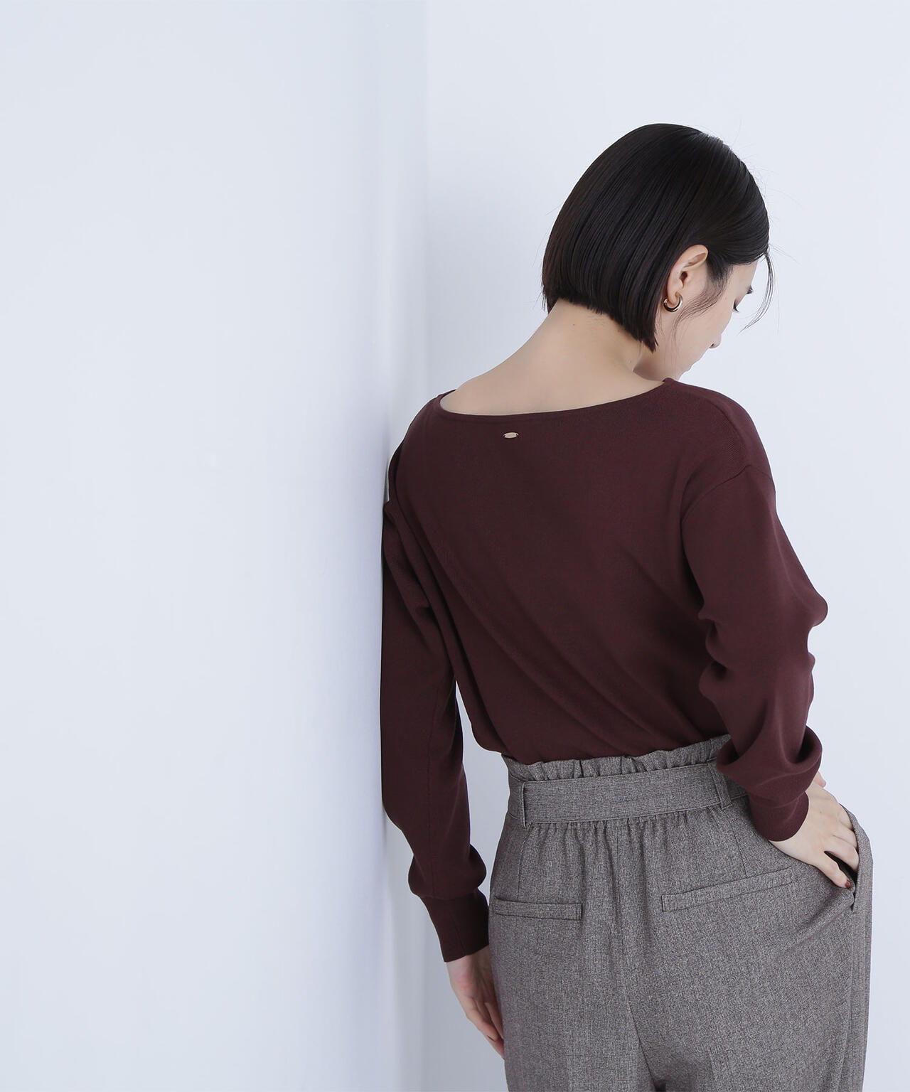 総針ベーシックシリーズ ニュアンスVネックニット