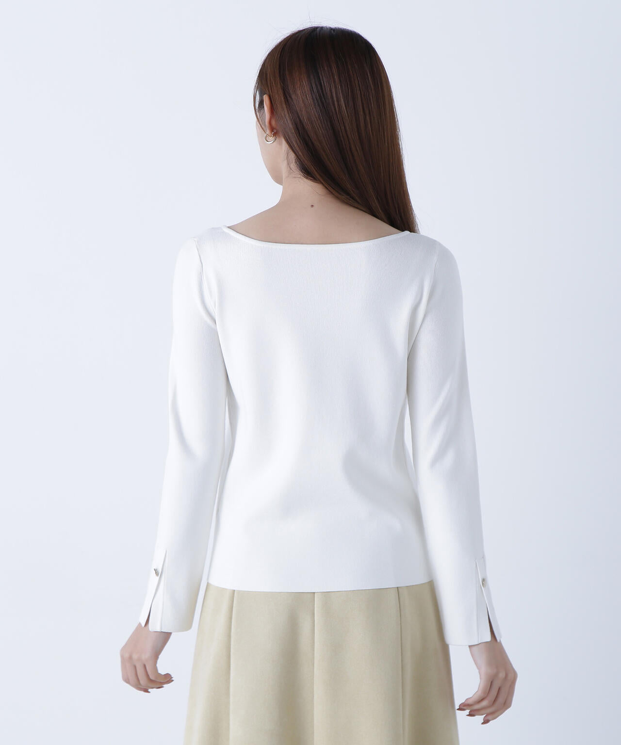 総針ベーシックシリーズ スクエアネックニット