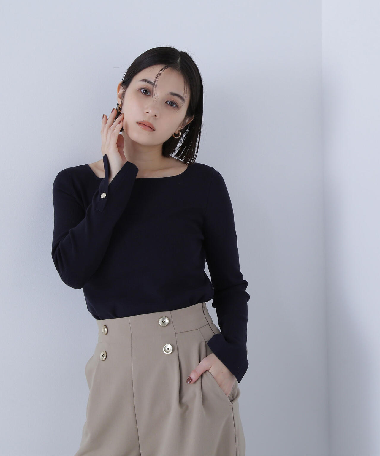 総針ベーシックシリーズ スクエアネックニット