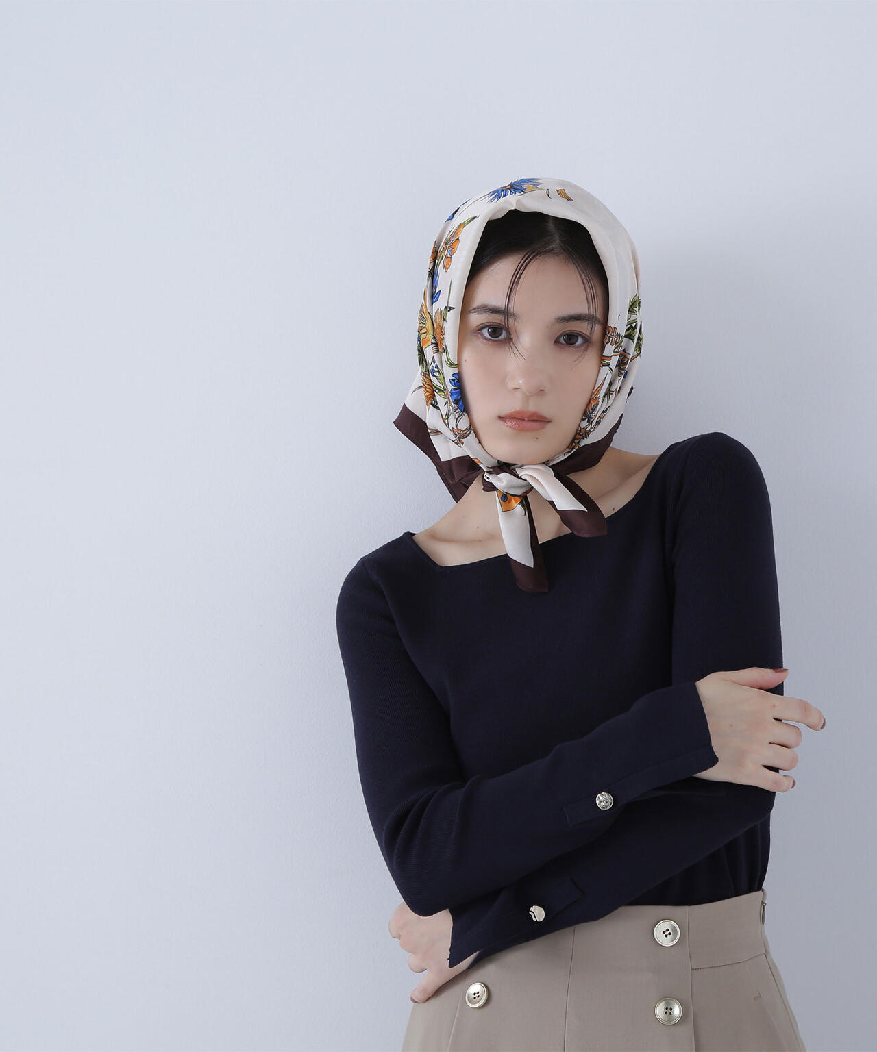 総針ベーシックシリーズ スクエアネックニット