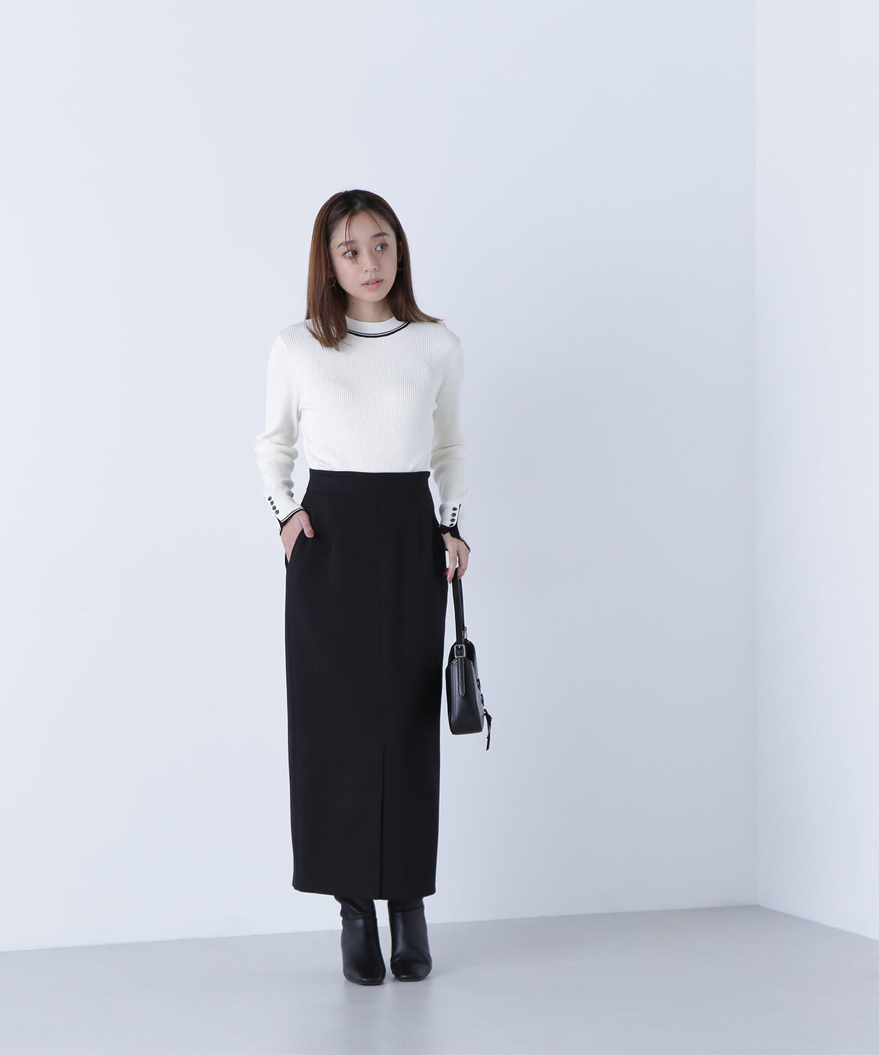 バイカラーラインリブニット