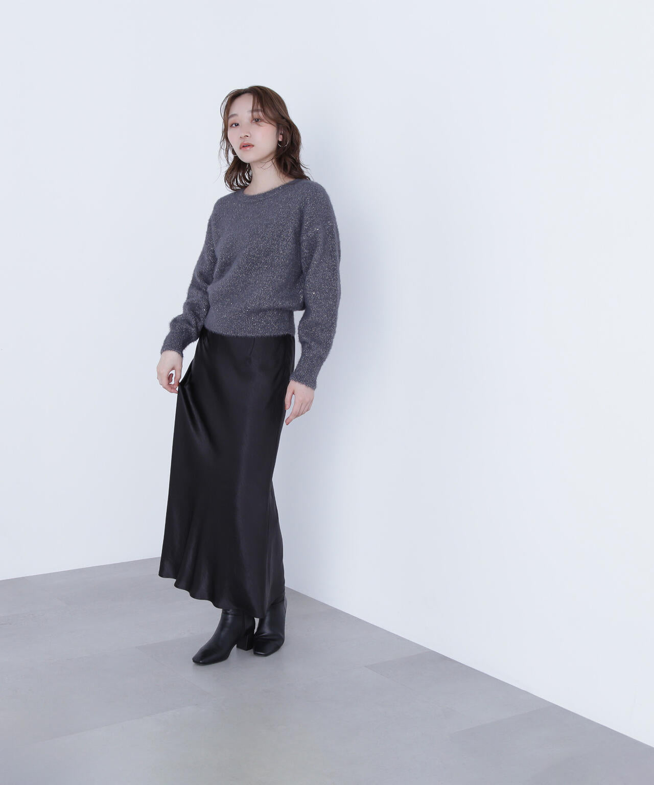 スパンコールフェザーニット