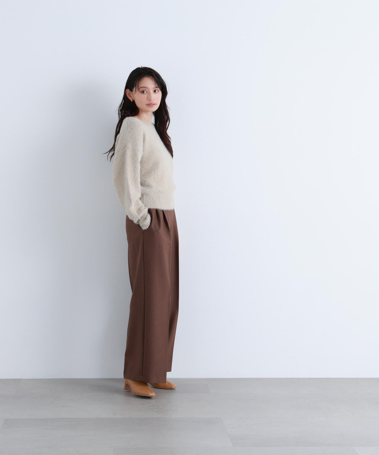 スパンコールフェザーニット