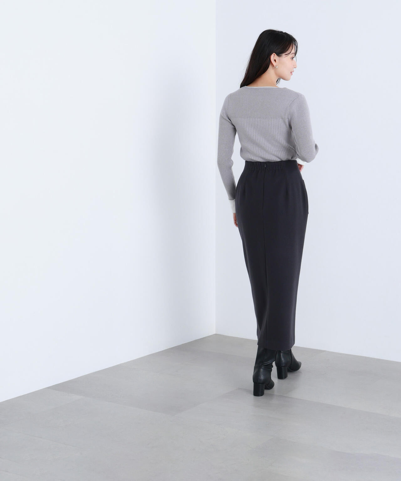 フロントボタンバイカラーニット