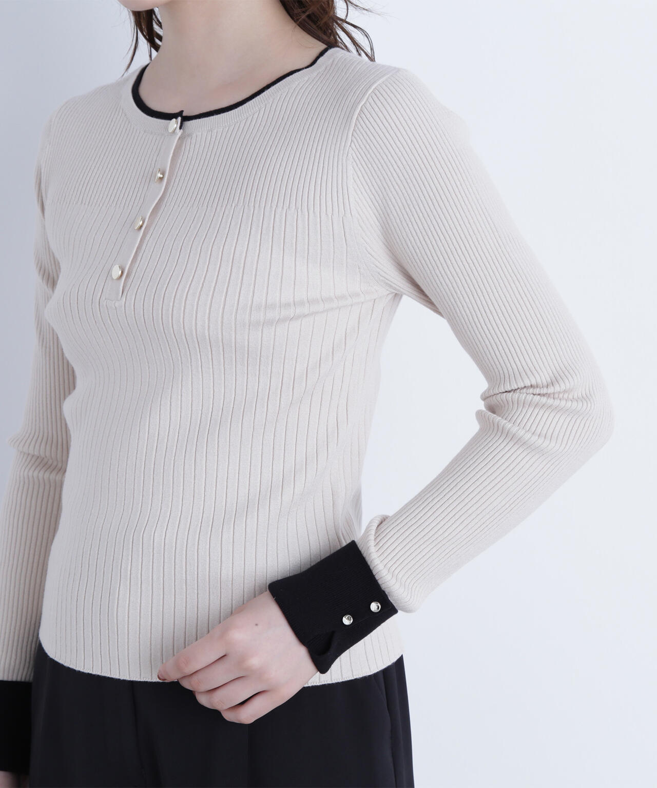 フロントボタンバイカラーニット