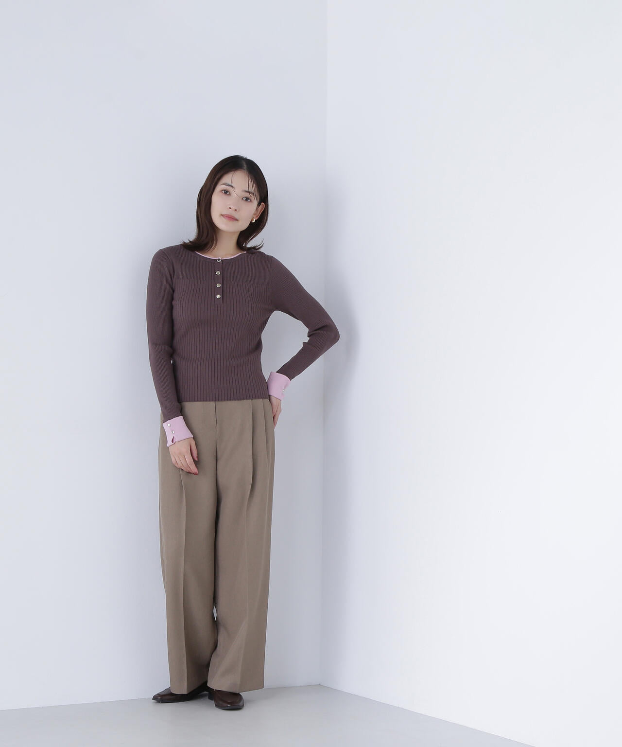 ナチュラルビューティーベーシック（NATURAL BEAUTY BASIC）/フロントボタンバイカラーニット フロントボタンバイカラーニット | NATURAL BEAUTY BASIC（ナチュラル