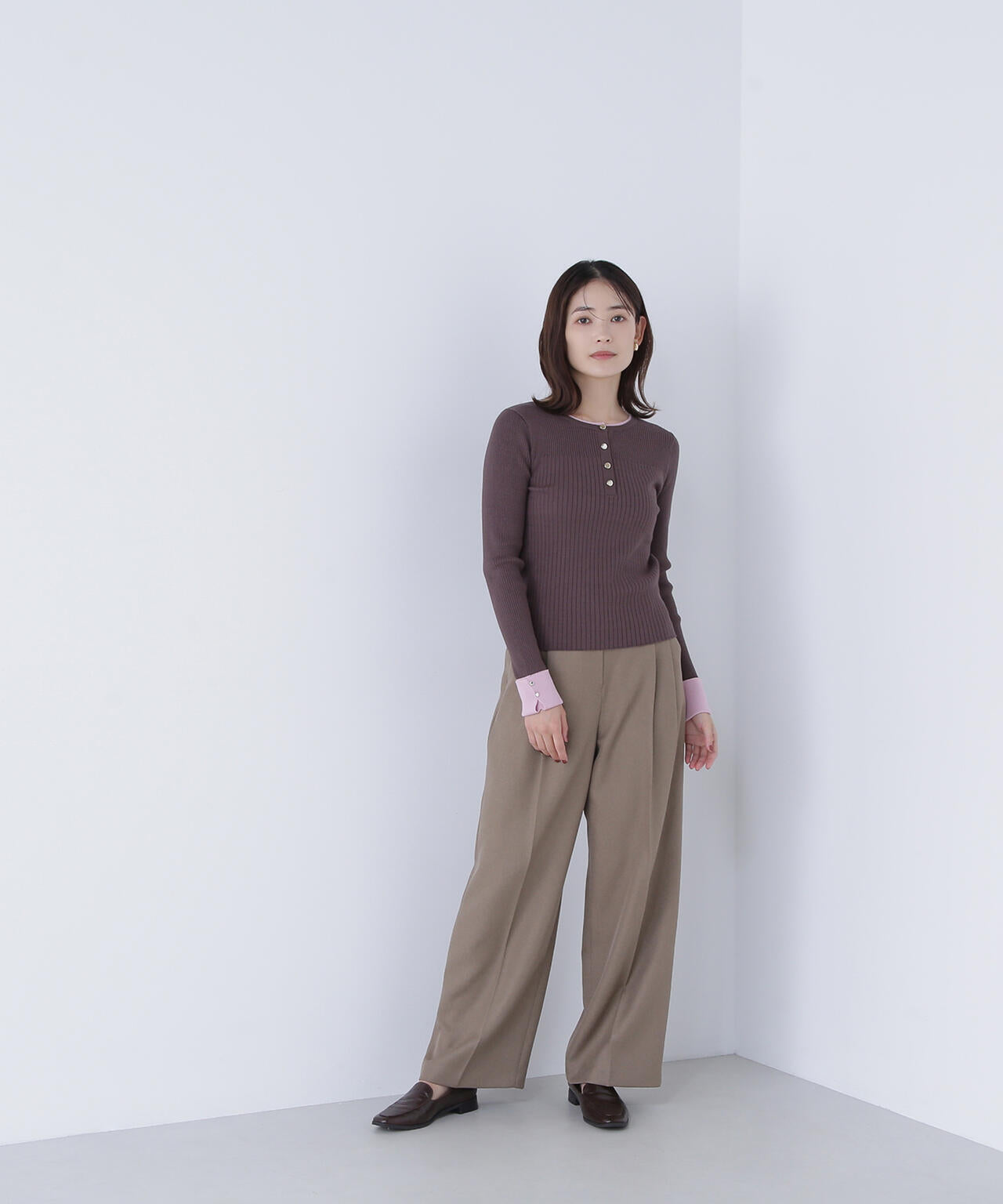 フロントボタンバイカラーニット | NATURAL BEAUTY BASIC（ナチュラル