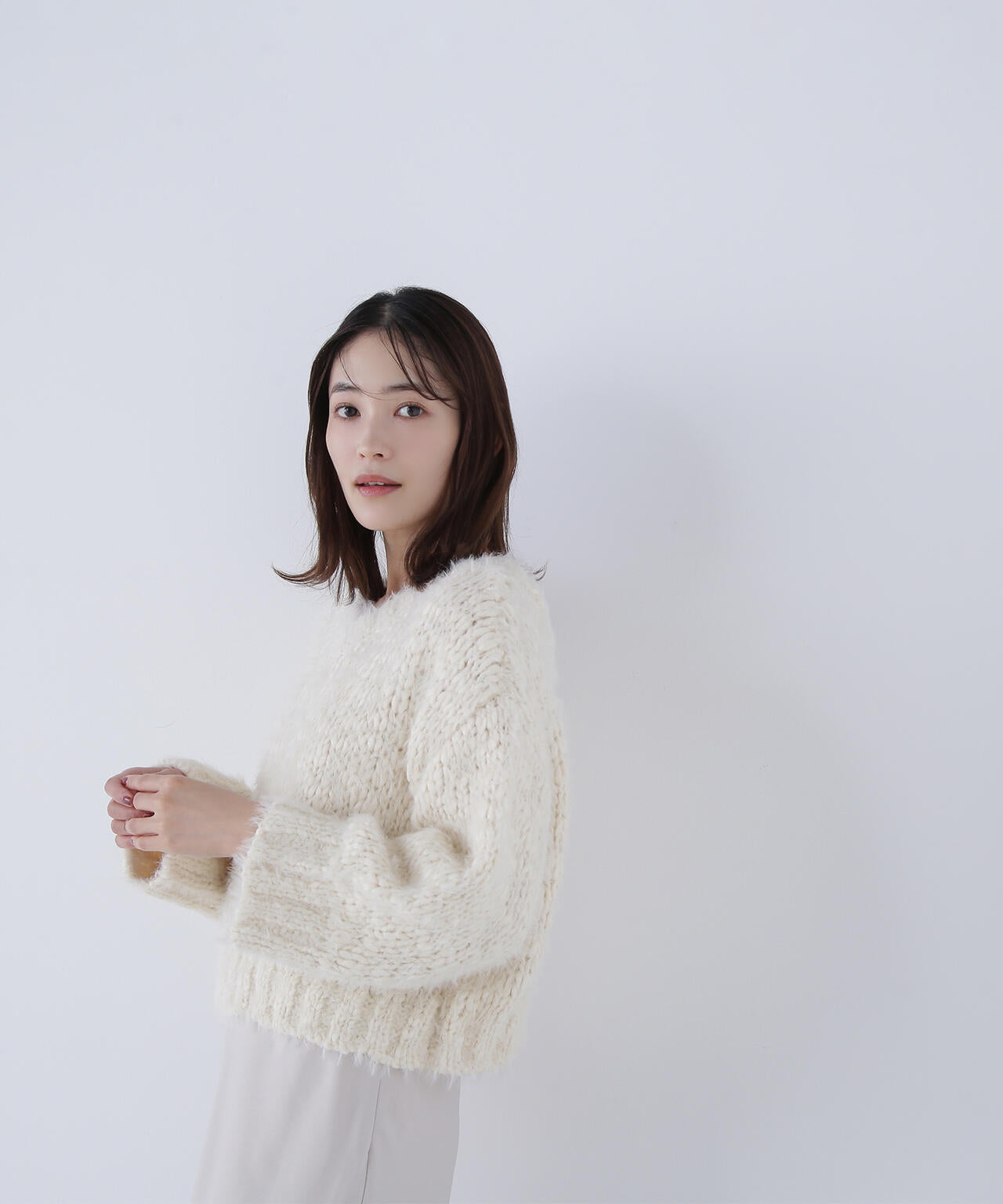 2wayネックスラブヤーンニット