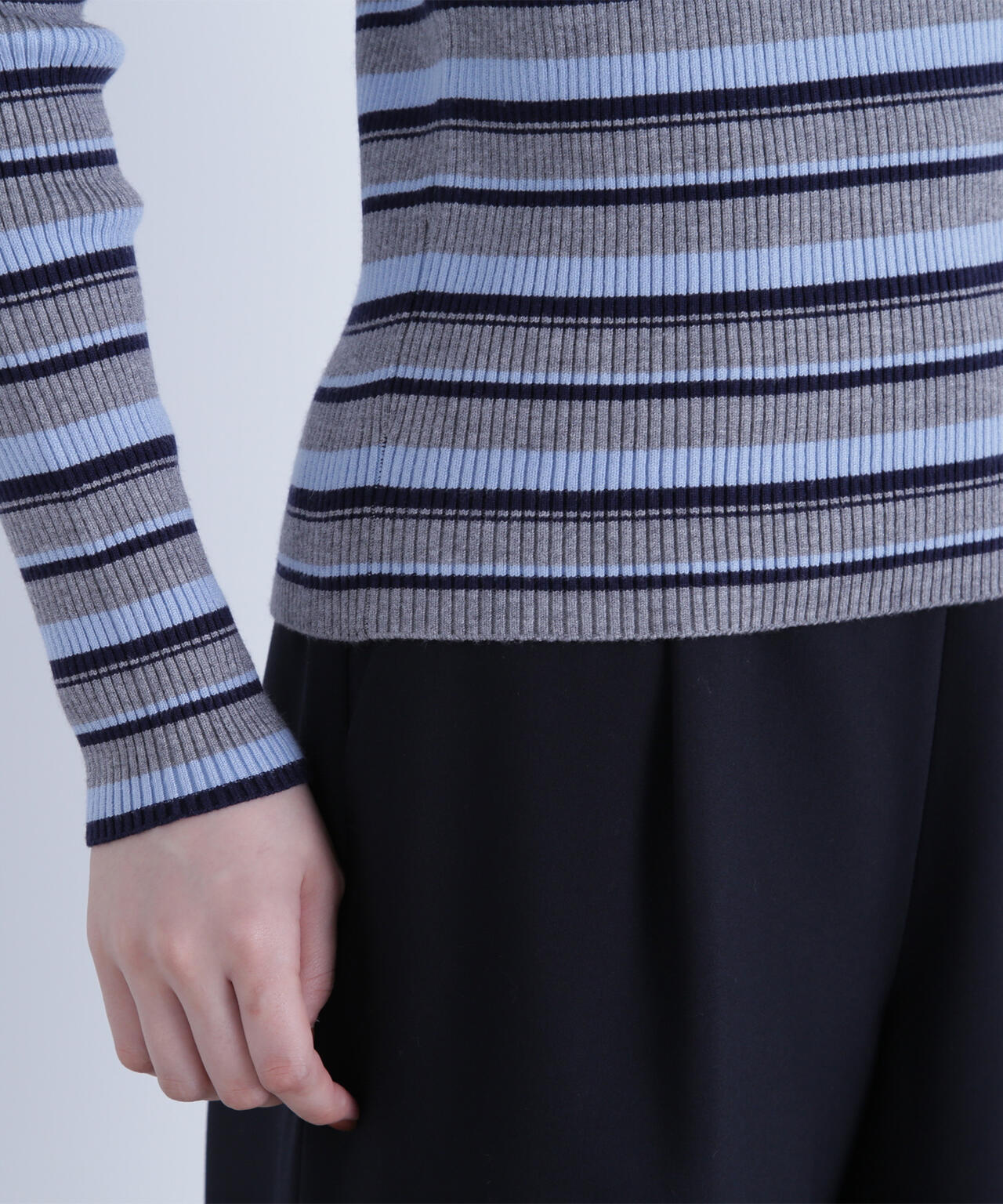 マルチボーダーリブニット