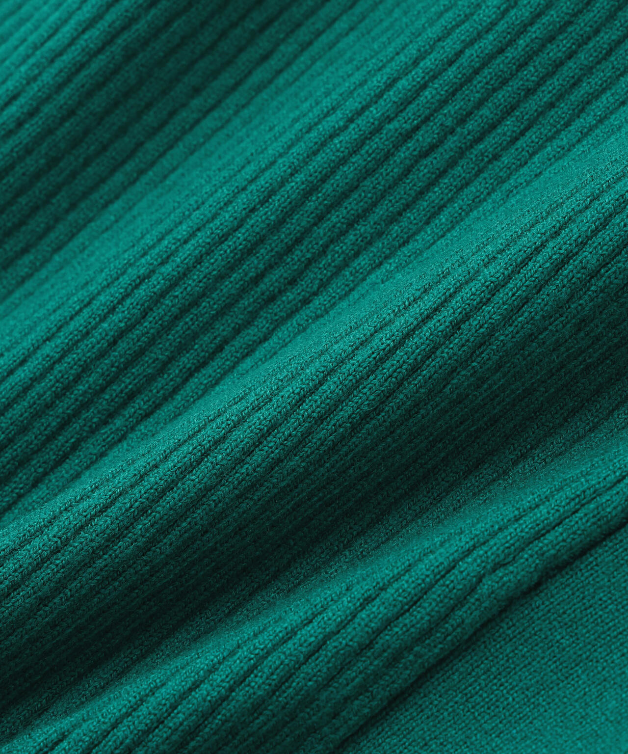 ハトメボタンポロカラーニット