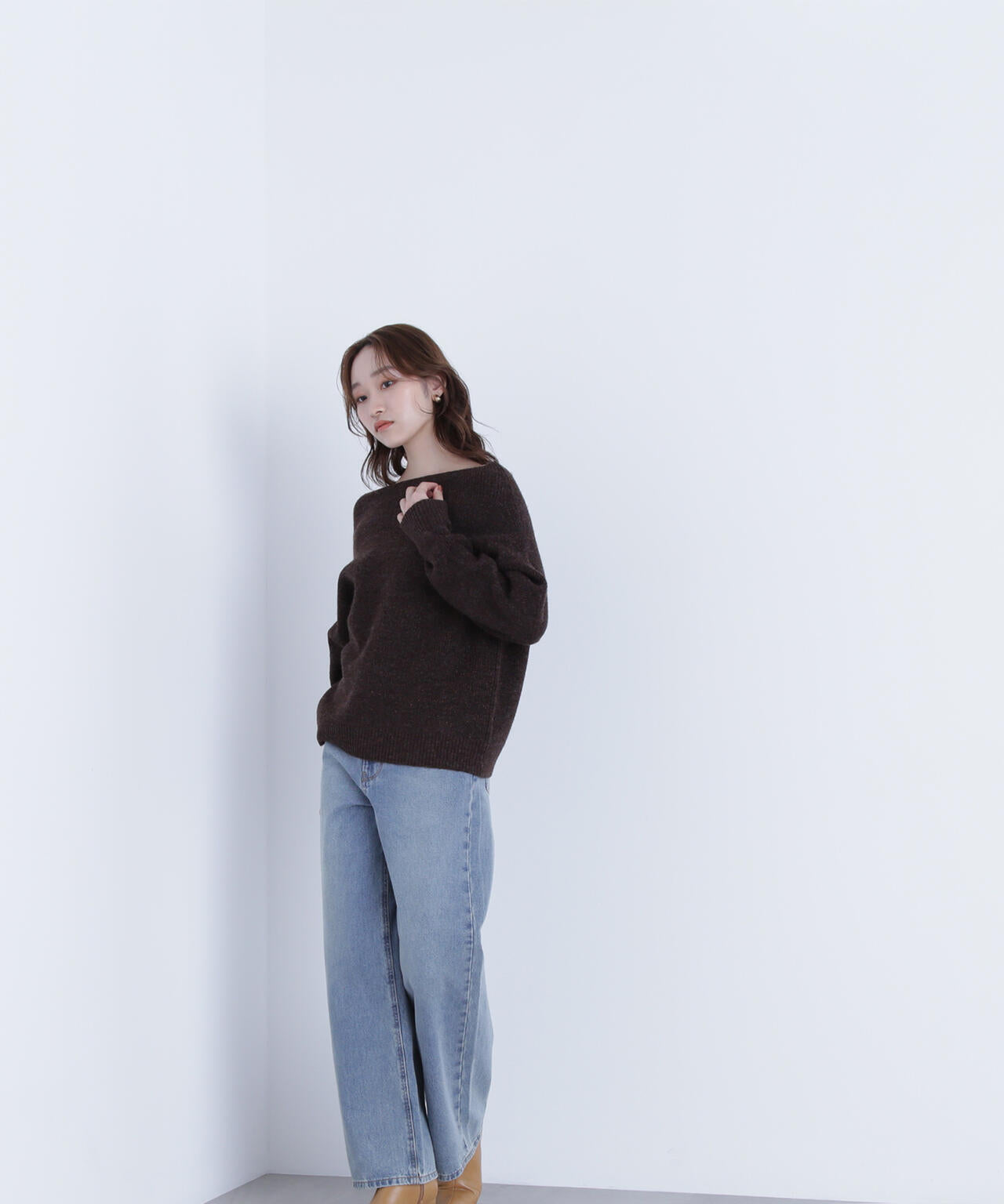 オフショルボクシーラメニット