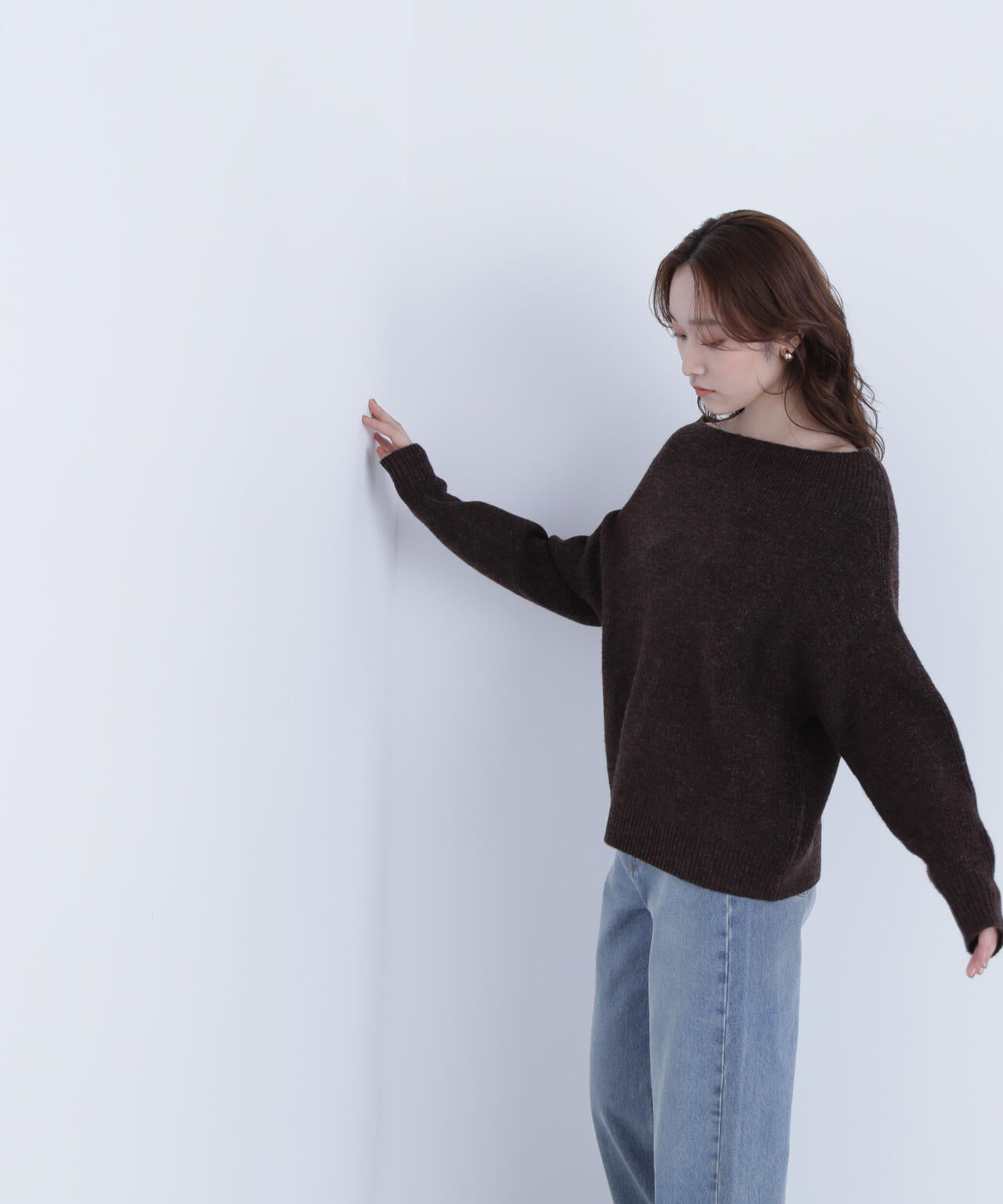 オフショルボクシーラメニット