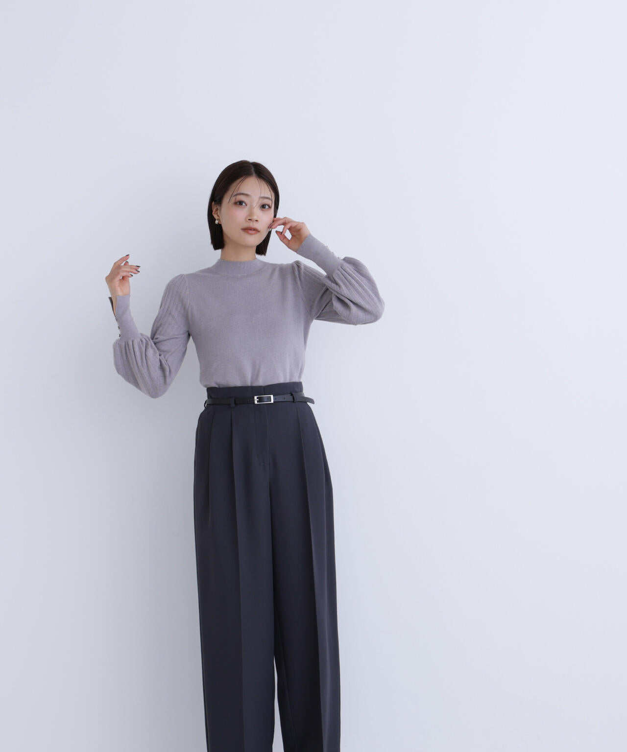 プリーツスリーブニット