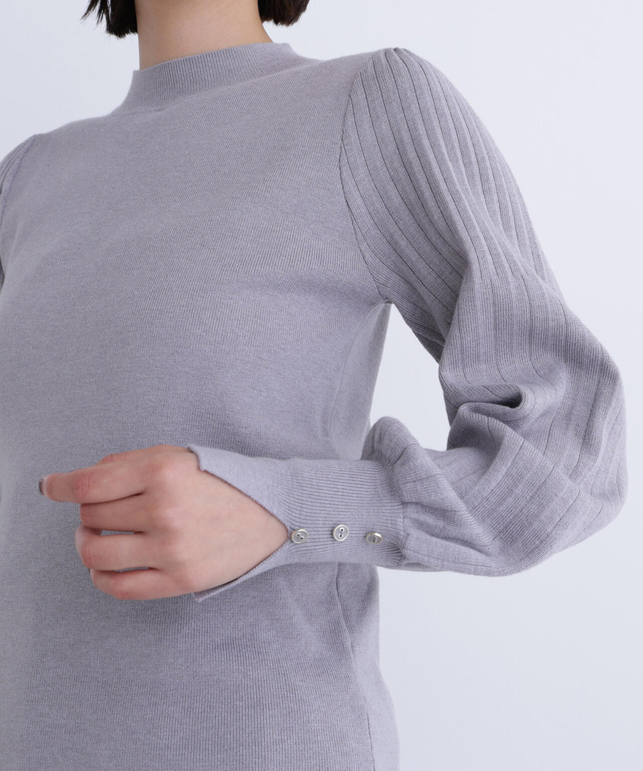 プリーツスリーブニット