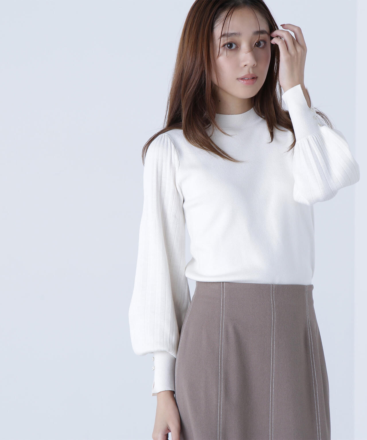 プリーツスリーブニット