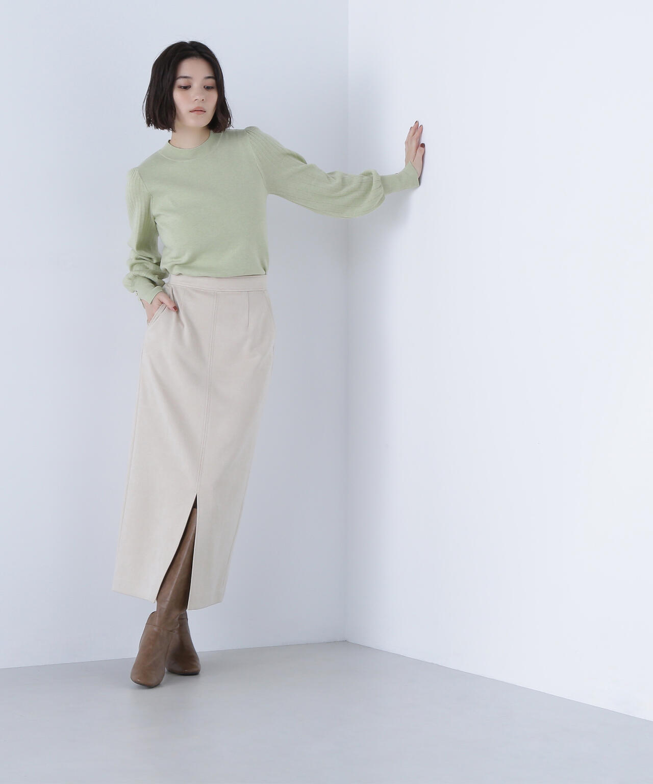 プリーツスリーブニット