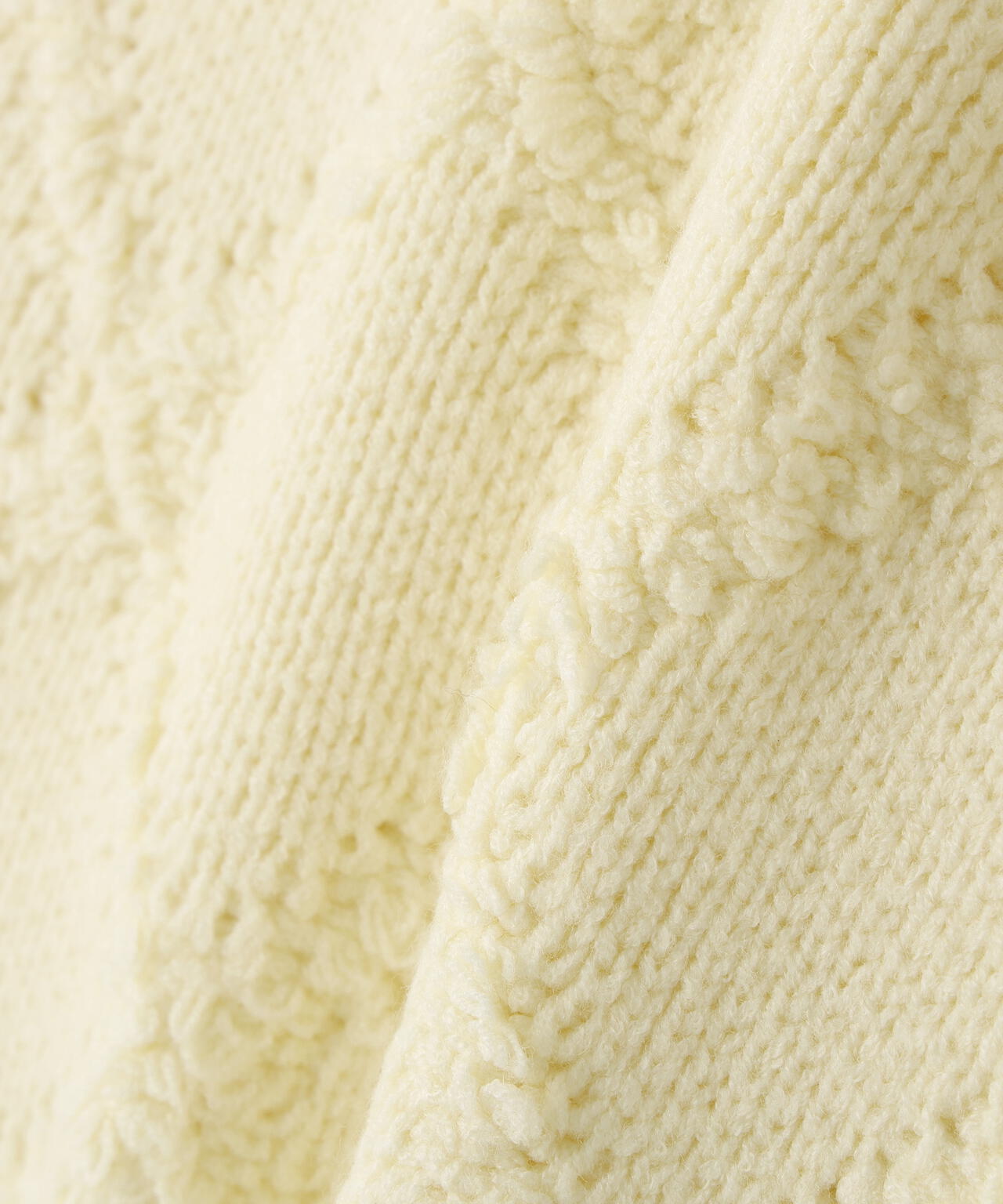 ダイヤ柄クロップドニット