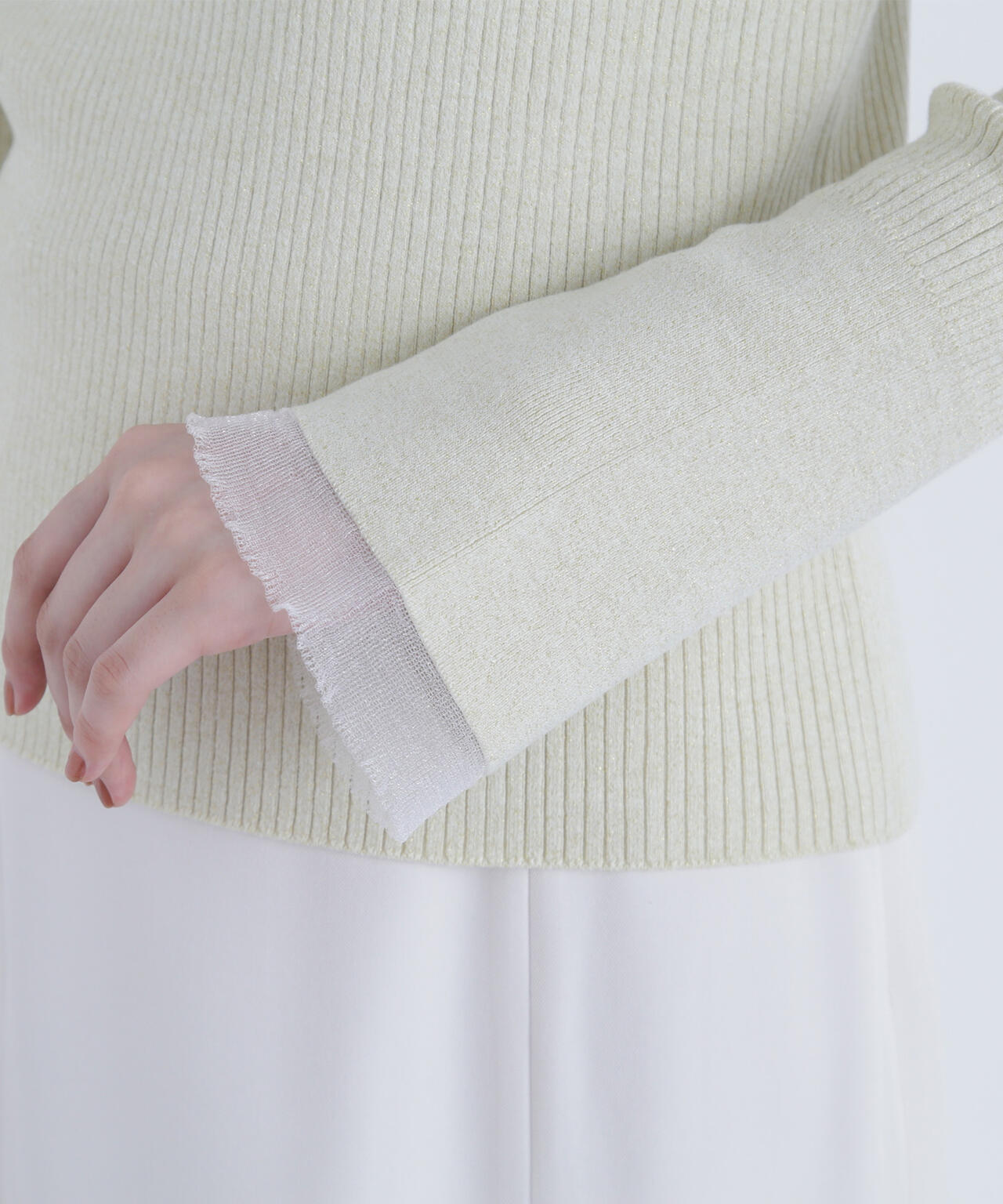 ボートネックフレアカフスニット