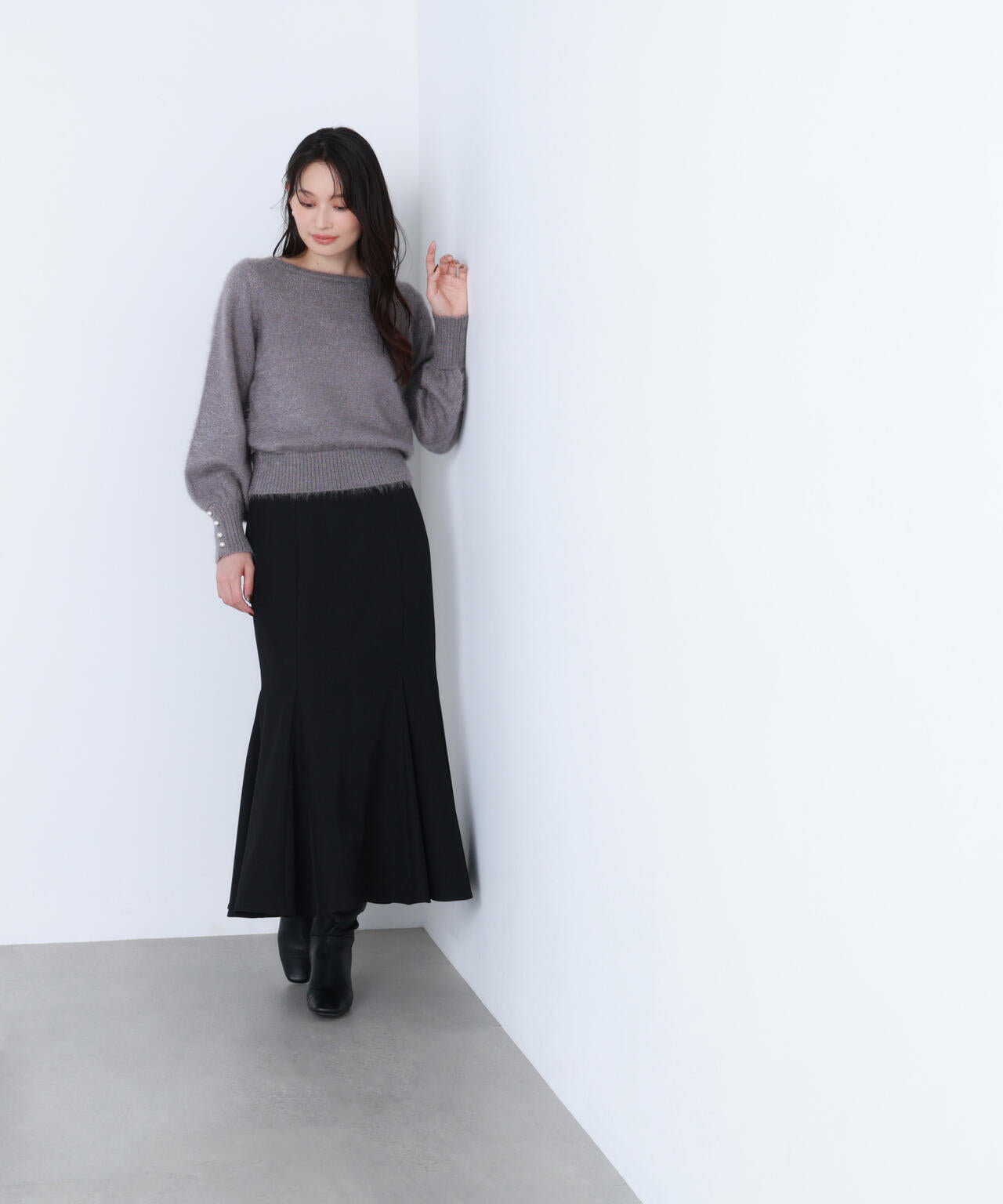 パールボタンヘアリーニット