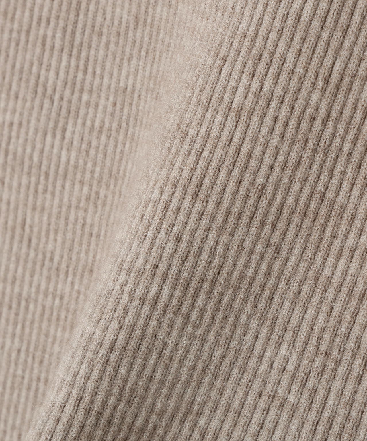 シャギーオフショルニット