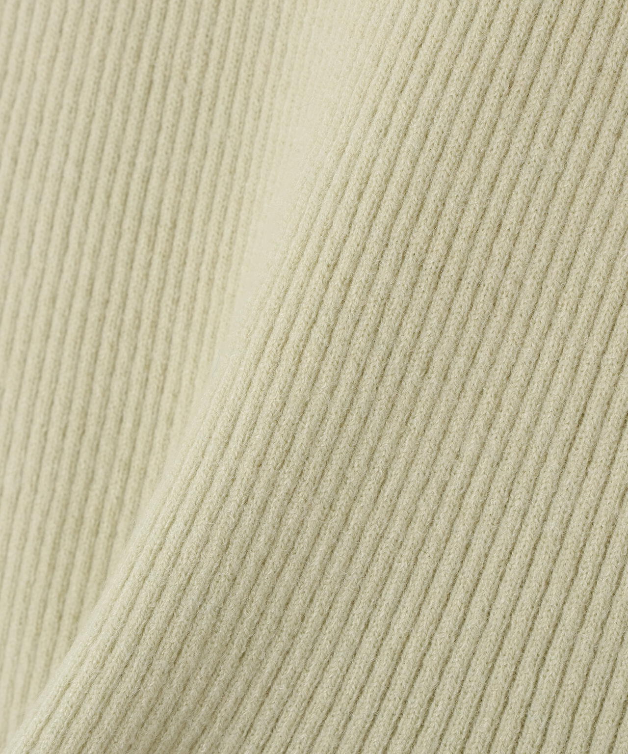 シャギーオフショルニット