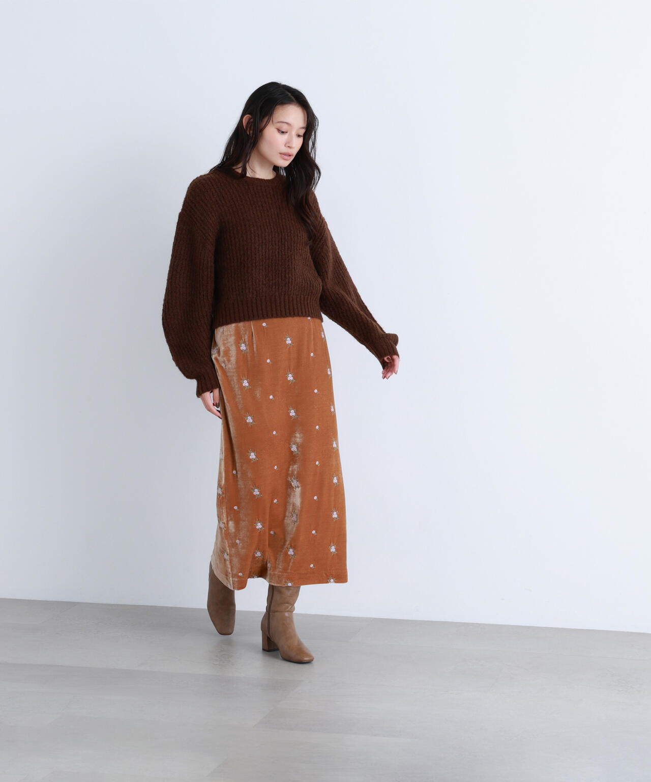 【BLANC】クロップドアゼフォルムニット